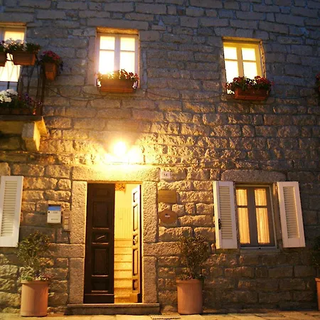 La Vignaredda - Residenza Di Charme Gasthof Aggius
